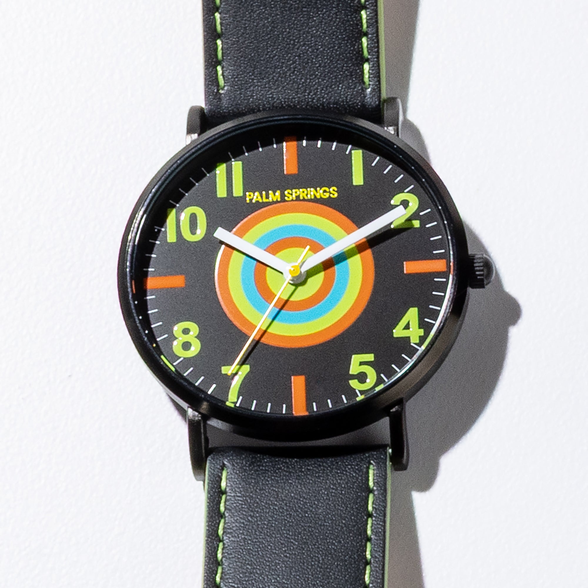 Oasis Del Sol | Black