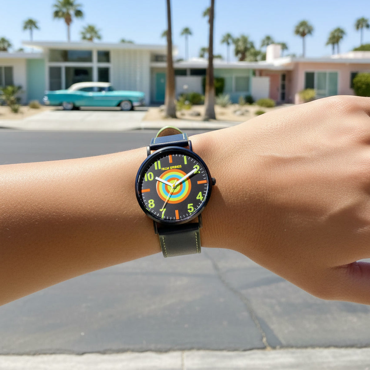 Oasis Del Sol | Black